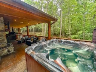 Huge Beautiful Quiet Home with Amazing Amenities - 9
