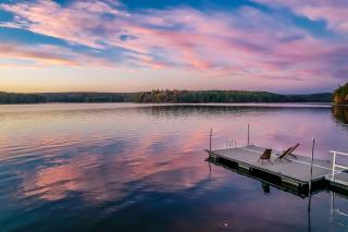 The Birch Bower: Luxury Lakefront Home - 9