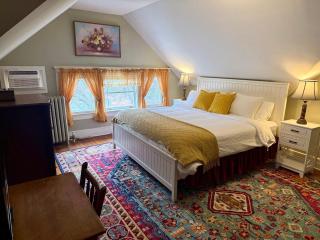 The Hartness House - 9