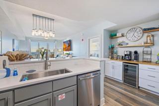 Pier Park Condo Gulf View Pool - 3