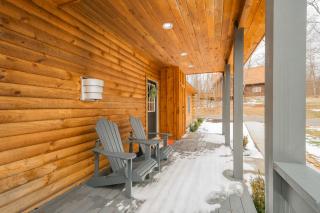 Sundance Summit: A 4 BR retreat in a Ski-inSki-out Community near Wisp - 2