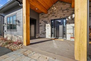 Huge and New Ski InOut Hot Tub - 7