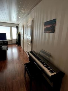 Lovely City Center Apartment with Free Parking - 6
