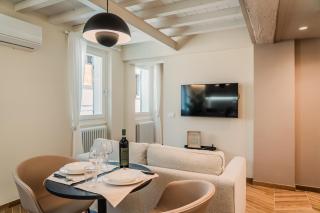 Downtown suite in Reggio Emilia relax e lavoro - 3