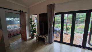 Pond Cottage - 3