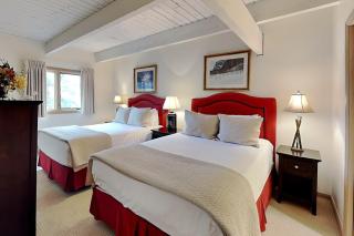 Timberline Condominiums 2 Bedroom Deluxe Unit B2D - 5