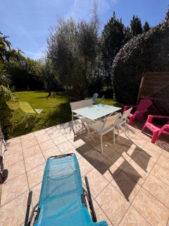Plein sud - terrasse - jardin et plage à proximité - 0