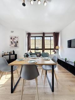 Bright & Spacious 3BR in Ta Xbiex, Full AC & WiFi - 0