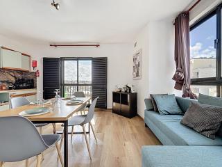 Bright & Spacious 3BR in Ta Xbiex, Full AC & WiFi - 9