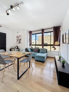 Bright & Spacious 3BR in Ta Xbiex, Full AC & WiFi - 2