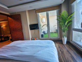 Goldcrest Mall Alfatah DHA Phase 4 - One Bedroom Apartment - 6