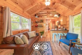Ryon Tiny Home Cabin City-side Rustic Retreat - 8