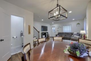 Cozy Parkesburg Townhome Retreat - 4