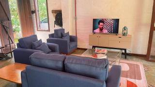 Loft com piscina viva, banheira e fogão a lenha - 7