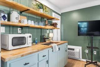 7- Rock Island Cottage - 2