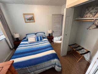 1st Street Hideout Private 1 bedroom apartment - 3