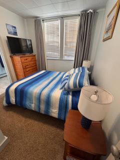 1st Street Hideout Private 1 bedroom apartment - 5