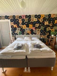 Prästgård med pool & älv - 3