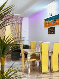 Bold 3 Bedroom Apartments - 1