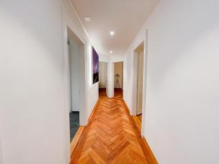 West Center 4 Bed Free Parking WiFi - 7