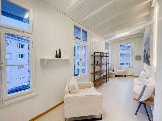 West Center 4 Bed Free Parking WiFi - 4