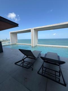 Amazing oceanfront apartment! - 4