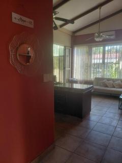 Casa Colibri con piscina entre Bosque y Mar en Punta Leona - 2