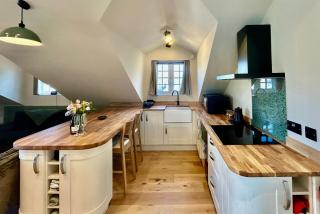 The Coach House - 6