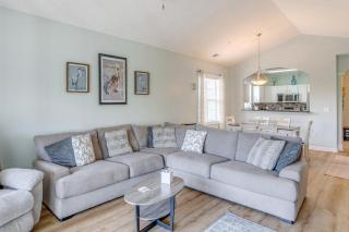 Barefoot Resort Retreat! Myrtle Beach Condo - 4