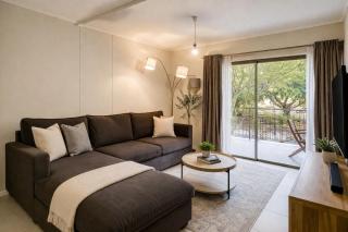 Belina - Mayfair Pristine Suite - 8