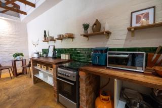 Bohemian Private Flat, Aircon, Secure Parking - 5