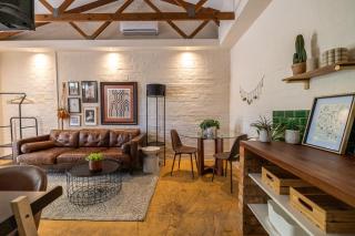Bohemian Private Flat, Aircon, Secure Parking - 7