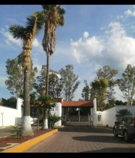 Casa amplia 3 recamaras con asador ideal para grupos - 3