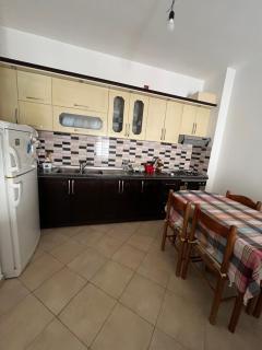 Cozy Seaside Apartment - 9