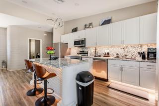 Modern 4BR4BA Home Near Beach and Cruise Port - 9
