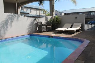 Aquarius Motor Inn - 8