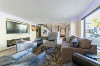High End Luxury Near The Bay & Beach home - 7