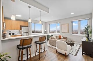 Polk-Premium 2B2B Suite NYC Skyline 20 mins to NYC - 0