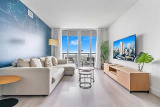 Sunny Bayview Apt with Balcony and Beach Access 2BR - 7