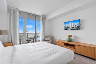 Beach Access Modern Vibe Apt with 1BR in Miami - 5