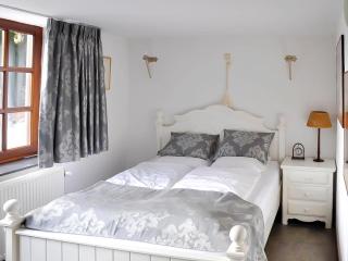 Luxury Ardennes Villa with Pool and Sauna - 6