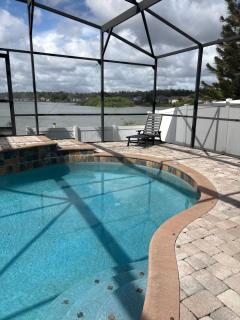 Orlando Lakefront Pool Villa 25 min Disney & Univ - 9