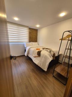 Moderno Apto con Vistas al Campo y Gran Ubicación - 9