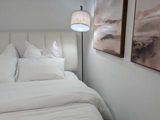 An Exquisite One-Bedroom Guest Suite - 7