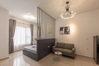 Stylist Studio Sunrise city view 21 - 9