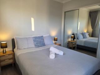 Modern 2BR Mango Hill Stay Close to Shops & Rail - 9