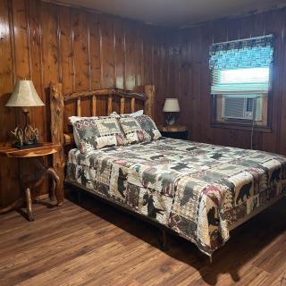 Cabin #3 on Meramec River - 9