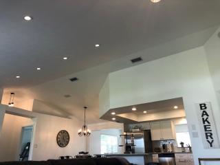 Beautiful Home across the street from Lake June! - 8