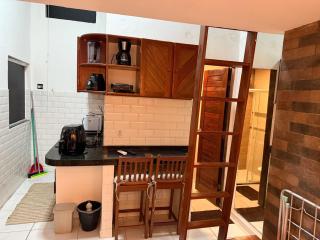 02 Mini casa pra 4 pessoas com ar e garagen perto da praia - 3