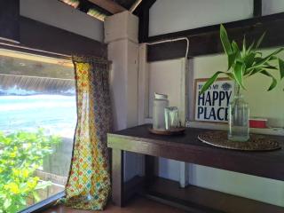 BlueWave Surf Stay - 3